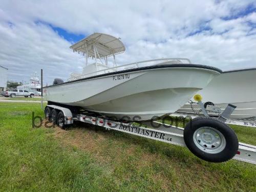 Boston Whaler Guardian anmeldelser og tekniske specifikationer